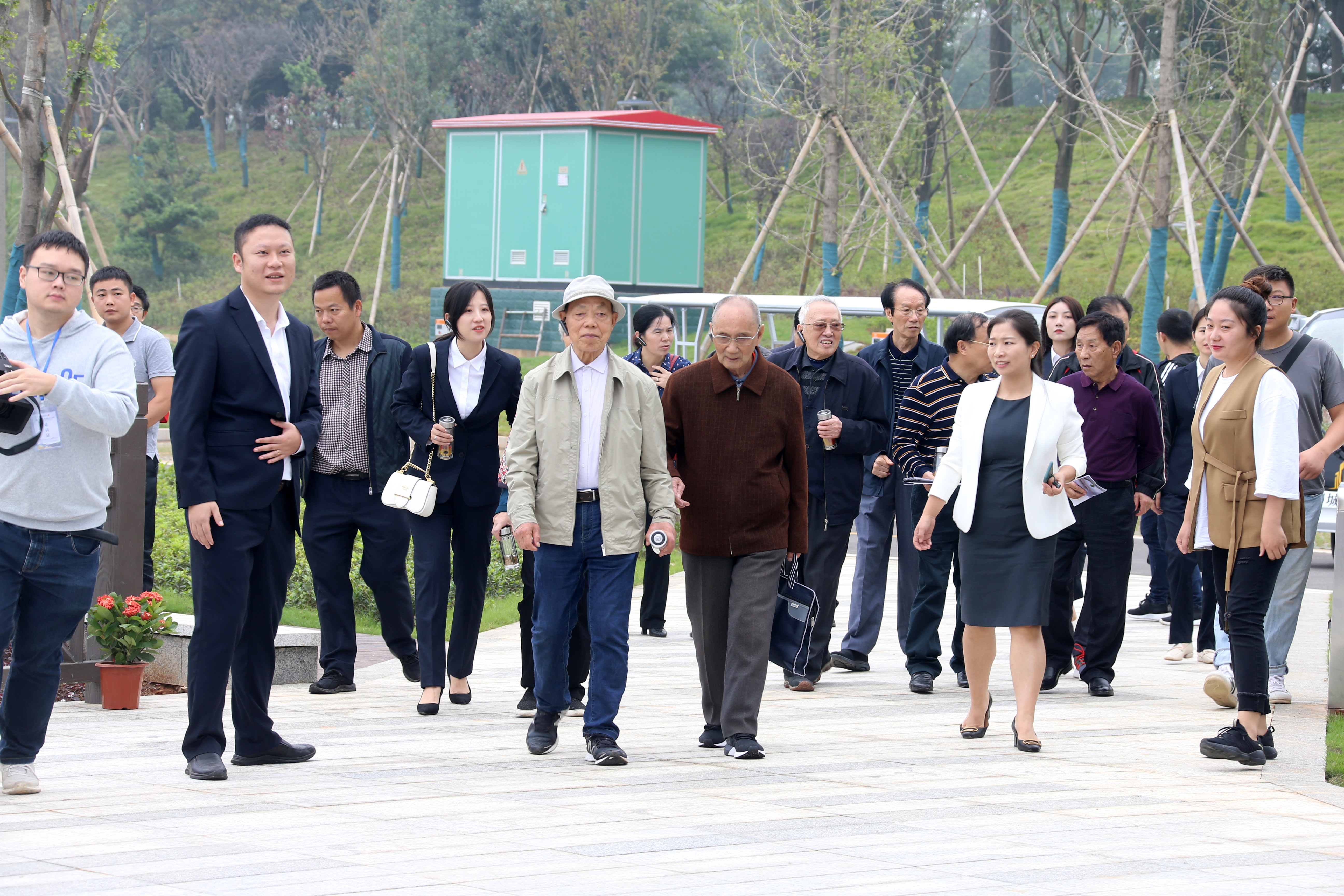 微信图片_20200927165600.jpg 微信图片_20200927165600.jpg